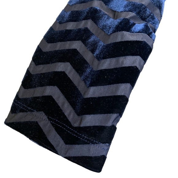 Eliza J | NWT Navy Velvet 3/4 Sleeve Zigzag Shift Dress Sz 12 P - Picture 4 of 12